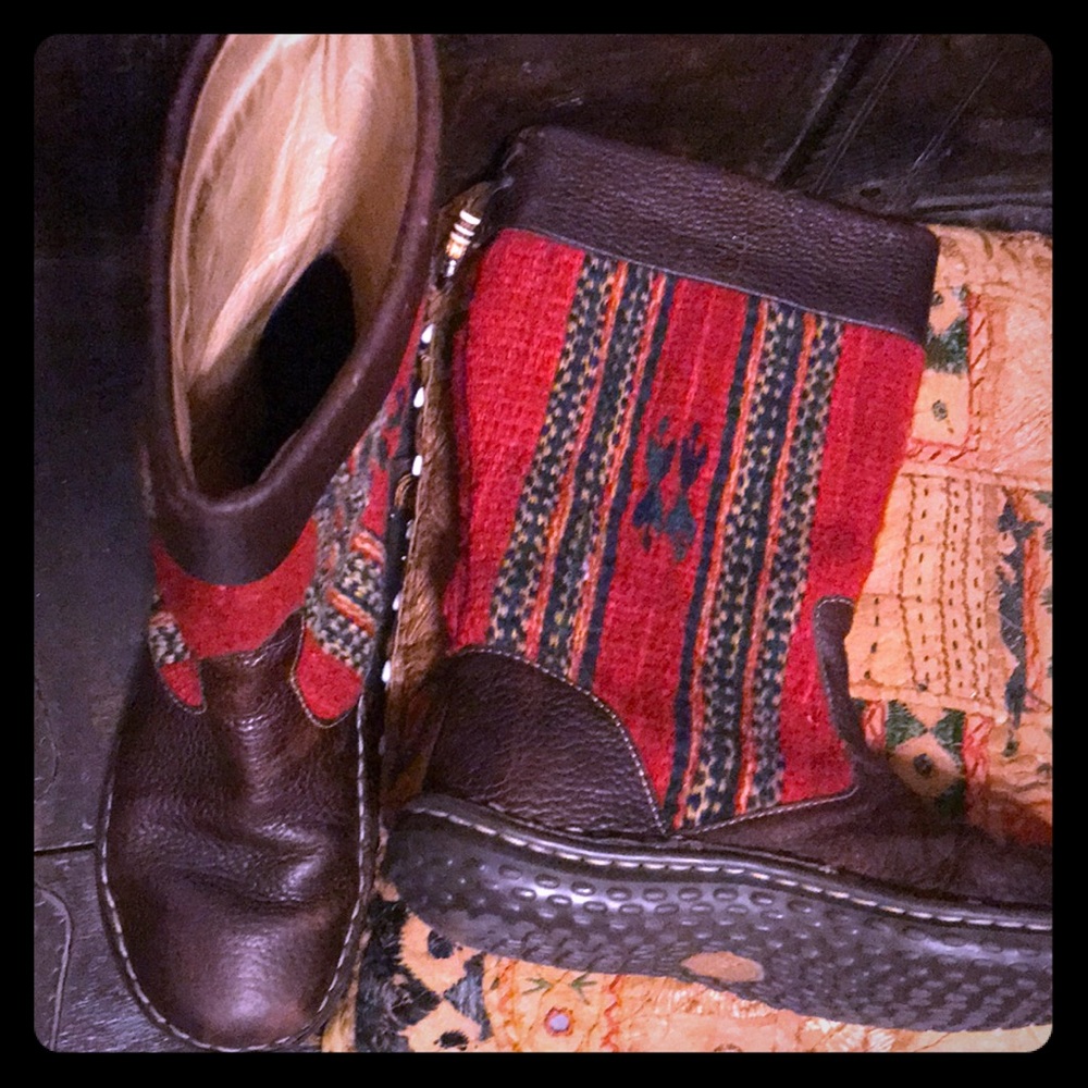 Born wool leather boots